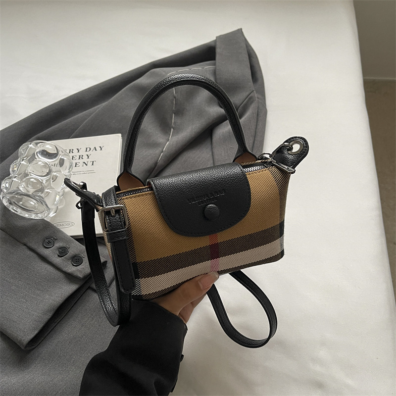 Europäische und amerikanische  – Luxury Bags Valentino Bewertung und Preis